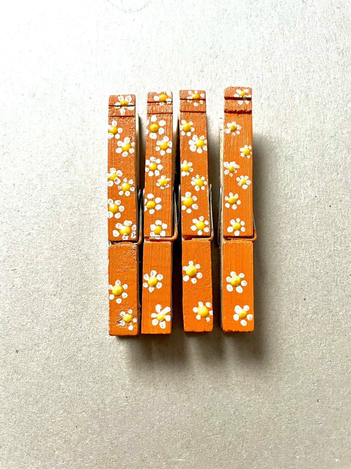 Clothespin Clips, Daisies (Bag Of 4)