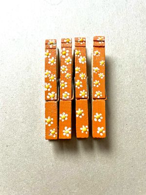 Clothespin Clips, Daisies (Bag Of 4)