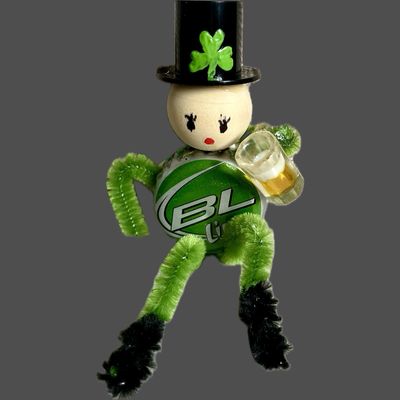 Beer Cap Leprechaun Ornament #ORNLEP1