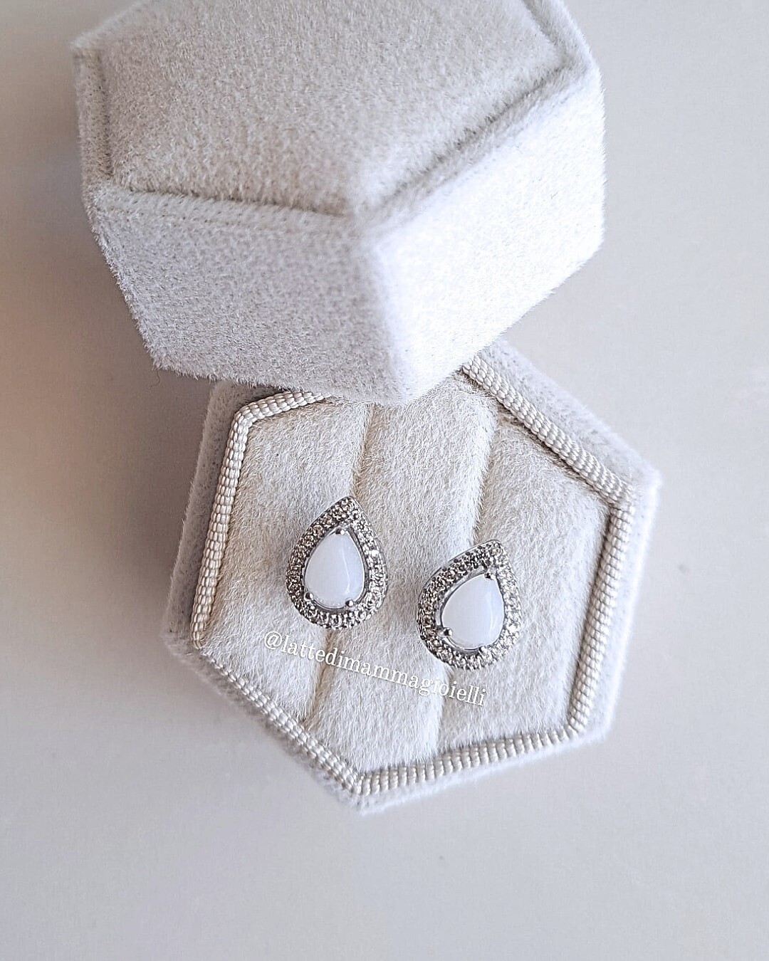Orecchini Goccia di Diamante