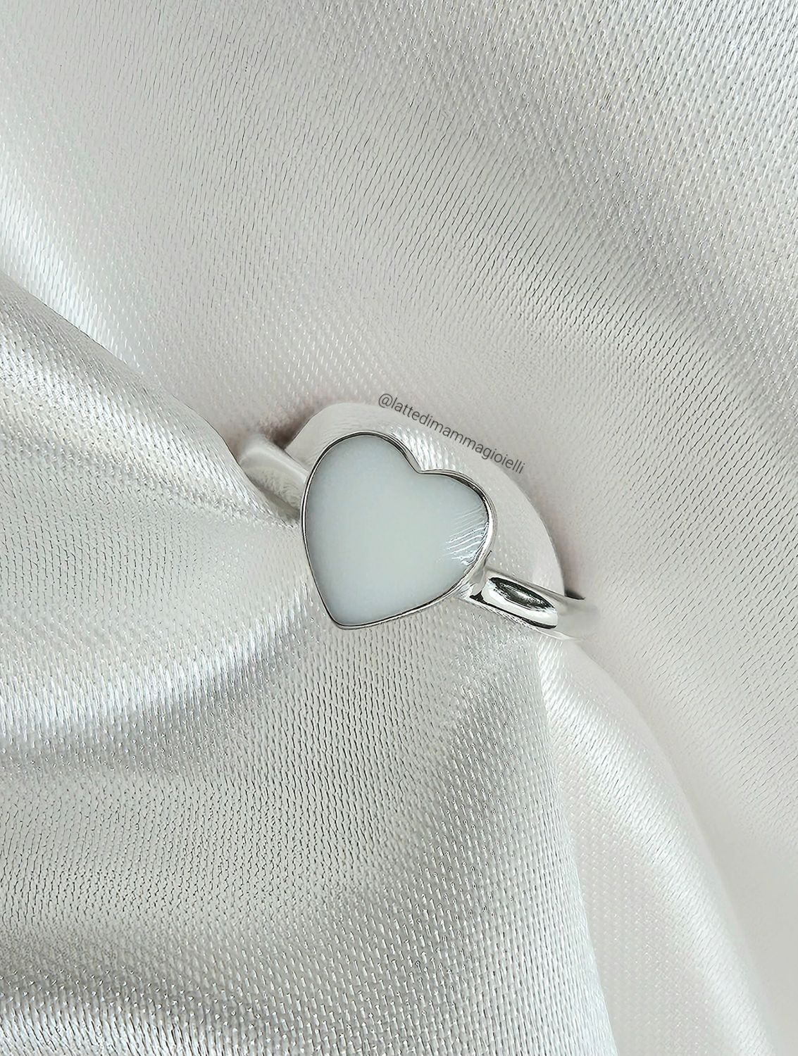 Anello Milky Heart