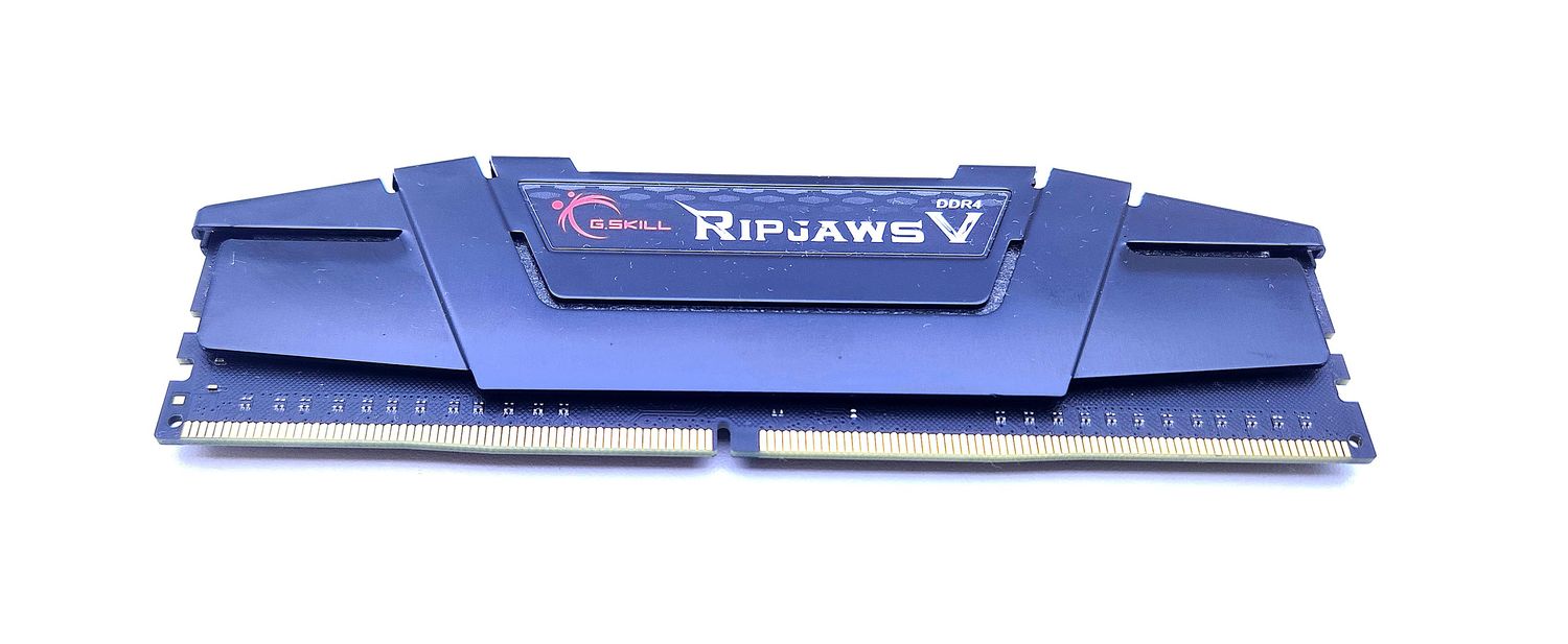 USED LOT OF 23 G.SKILL RIPJAWS V 8GB DDR4 DESKTOP MEMORY KIT- TESTED/WORKING