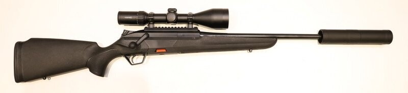 "Gerade Aus Polyschaft Silent" Paket
Geradezugrepetirer Beretta BRX 1 | HAWKE 3-12x56 | Montageringe