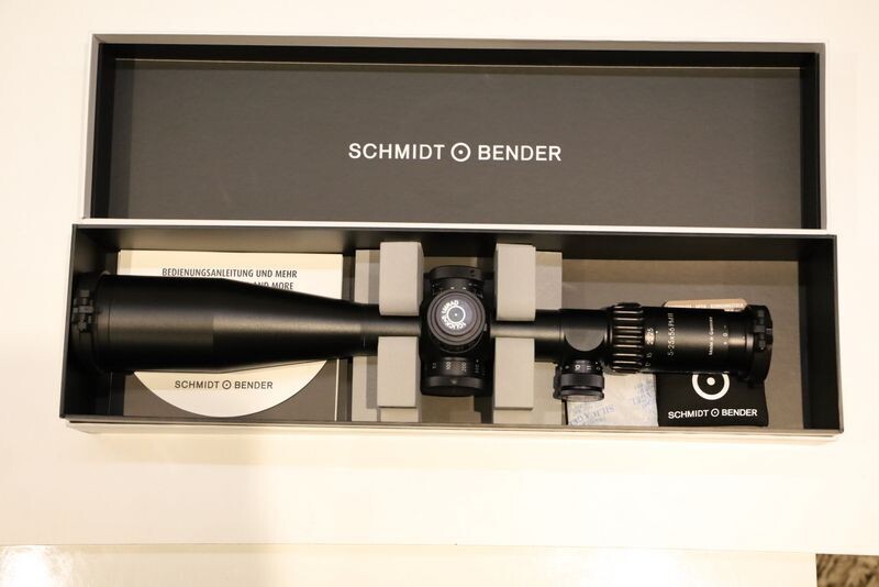 Schmidt & Bender PMII LP | Vergrößerung: 5-25x56 | Absehen: P5FL 1. BE