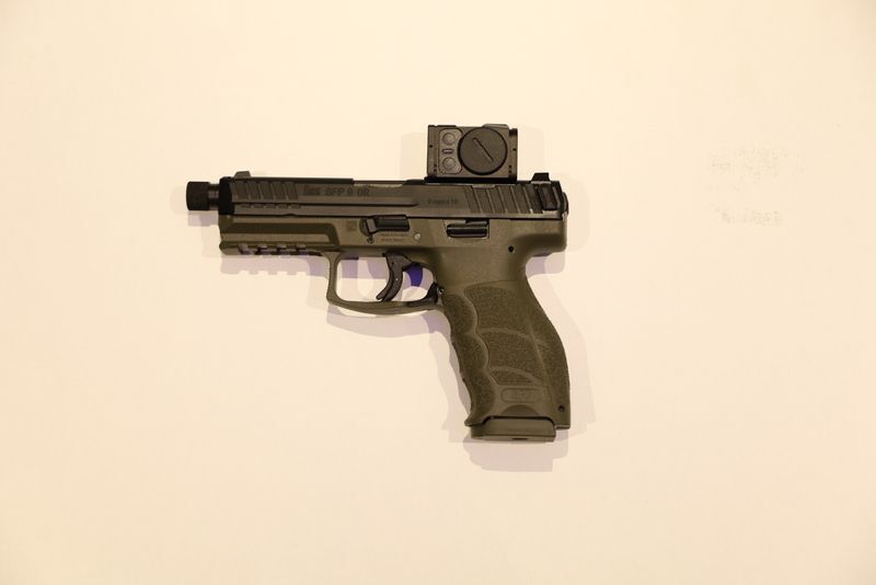 Heckler & Koch SFP9-SD OR natogrün Sondermodell | Kal: 9mm Luger | mit Laufgewinde | inkl Adapterplatte und ACRO C-2 DOT
