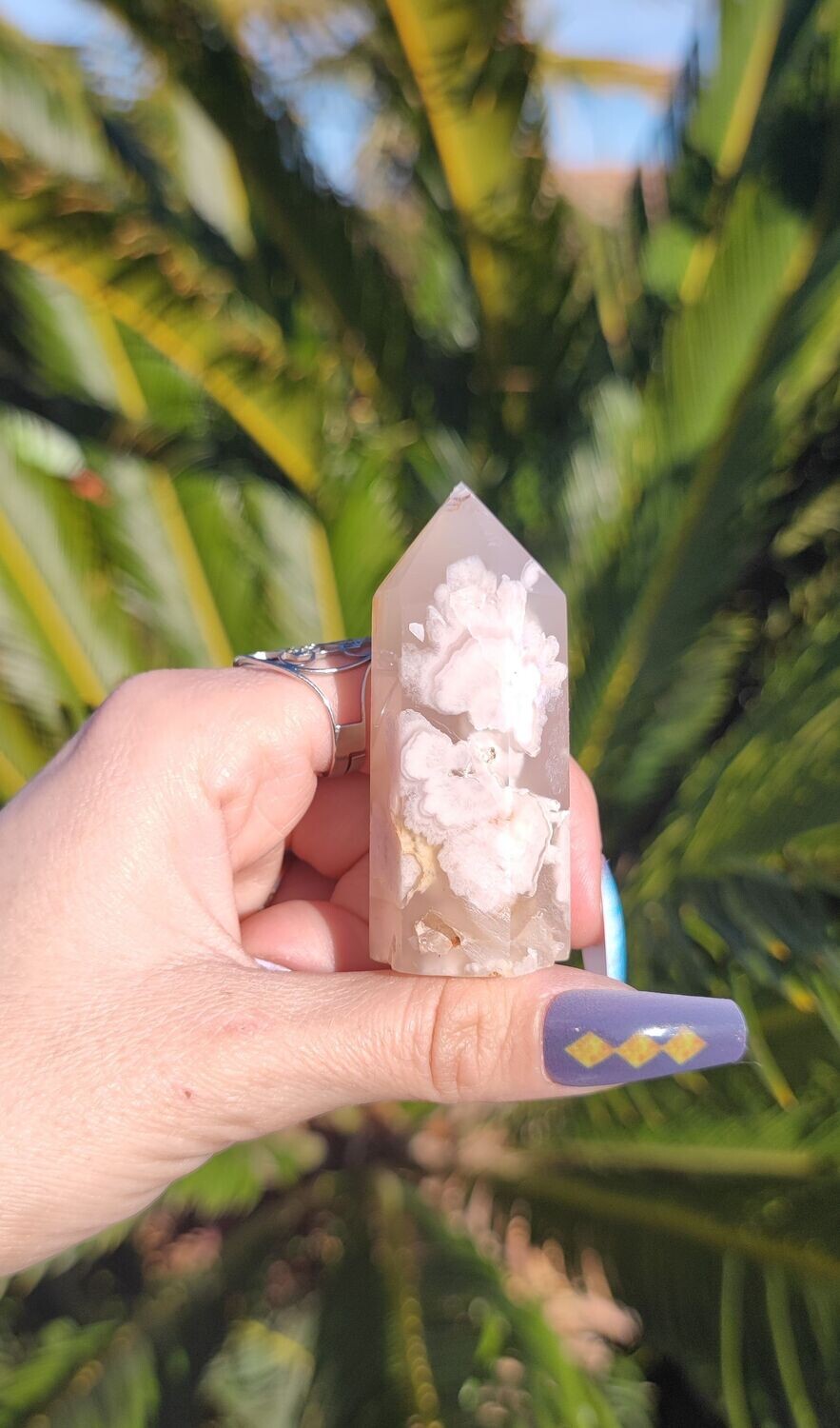 Tour d'Agate Fleur (au choix), Modèle et Prix: Tour 3 - H6,50 x D2,60cm environ