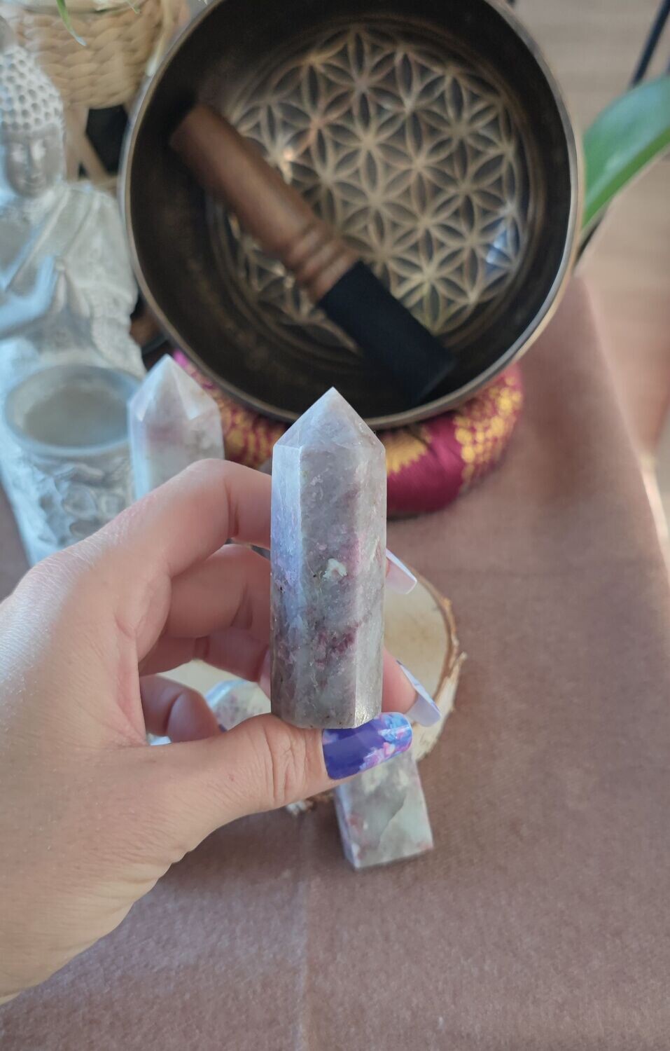Tour de Lépidolite et Tourmaline Rose, Modèle et Prix: Tour 3 - H7,10 x D2,40cm environ