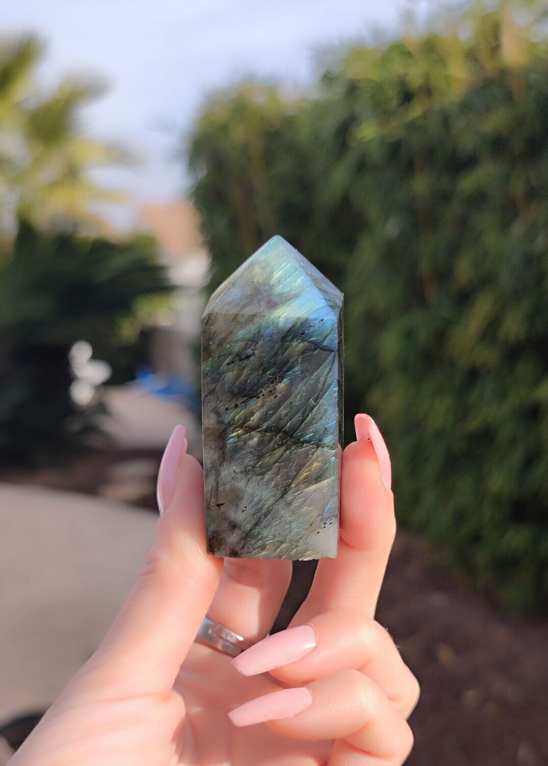 Tour de Labradorite (au choix), Modèle et Prix: Tour 3 - H6,90x L2,90x Ep2,30cm environ
