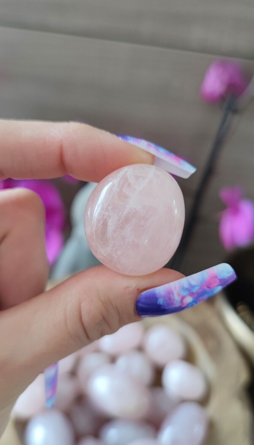 Pierre Roulée de Quartz Rose, Poids et Prix: Choix 2 : Entre 22g et 30g environ