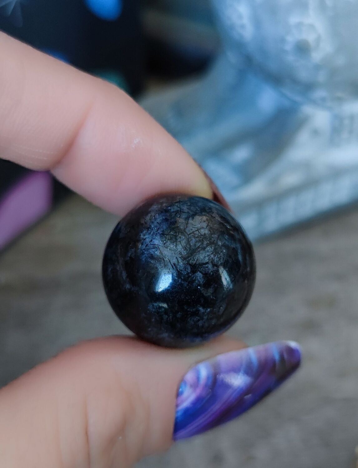 Mini Sphère de Tourmaline Noire, Taille et Prix: D2,00cm environ