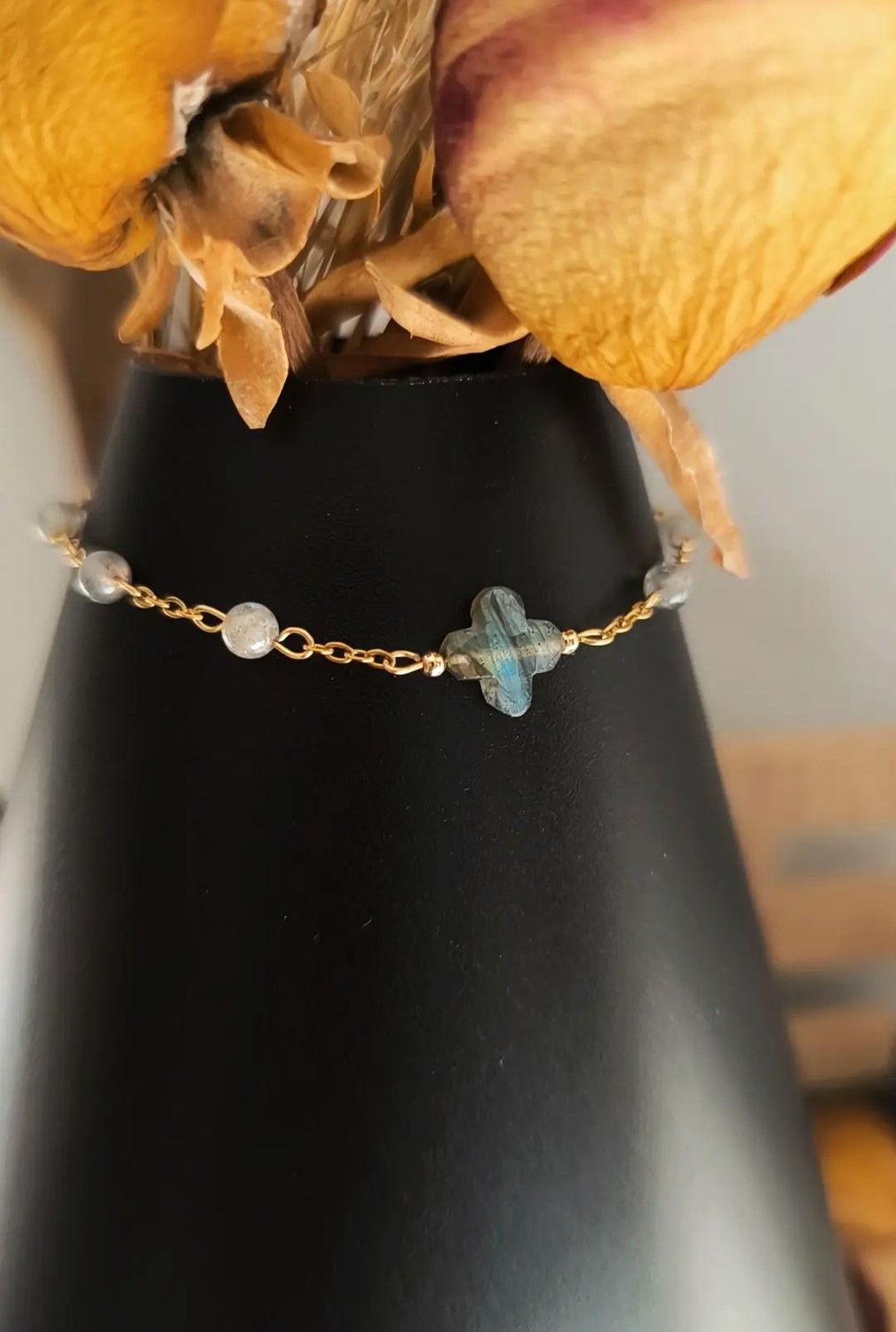 Bracelet "AMALYA" en Labradorite et Acier Inoxydable Doré