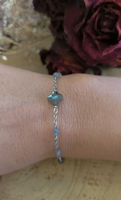 Bracelet " Amalya " en Labradorite et Acier Inoxydable Argenté