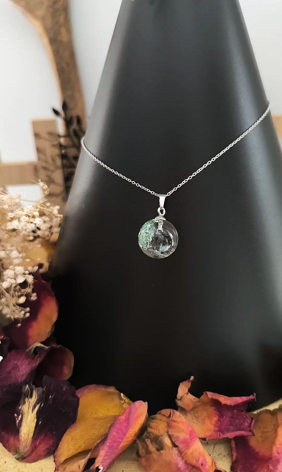 Pendentif Sphère en Lodolite ou Quartz Chaman