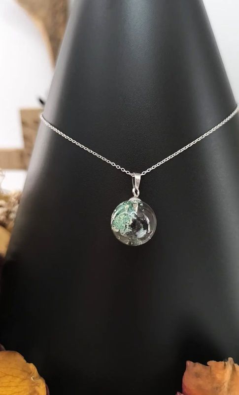 Pendentif Sphère en Lodolite ou Quartz Chaman