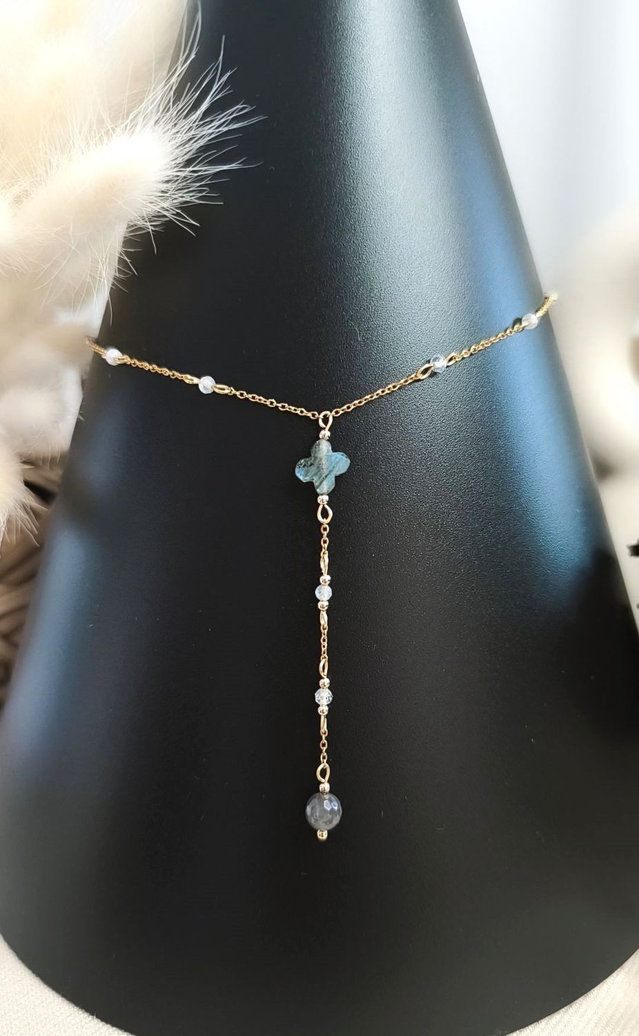 Collier en Y " Tyché " en Labradorite