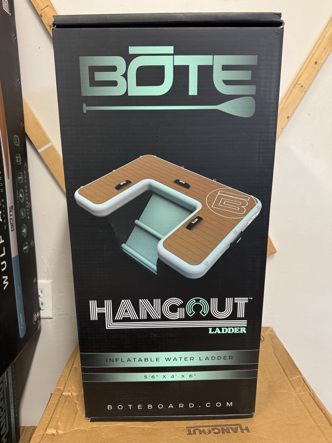 BOTE Hangout Ladder