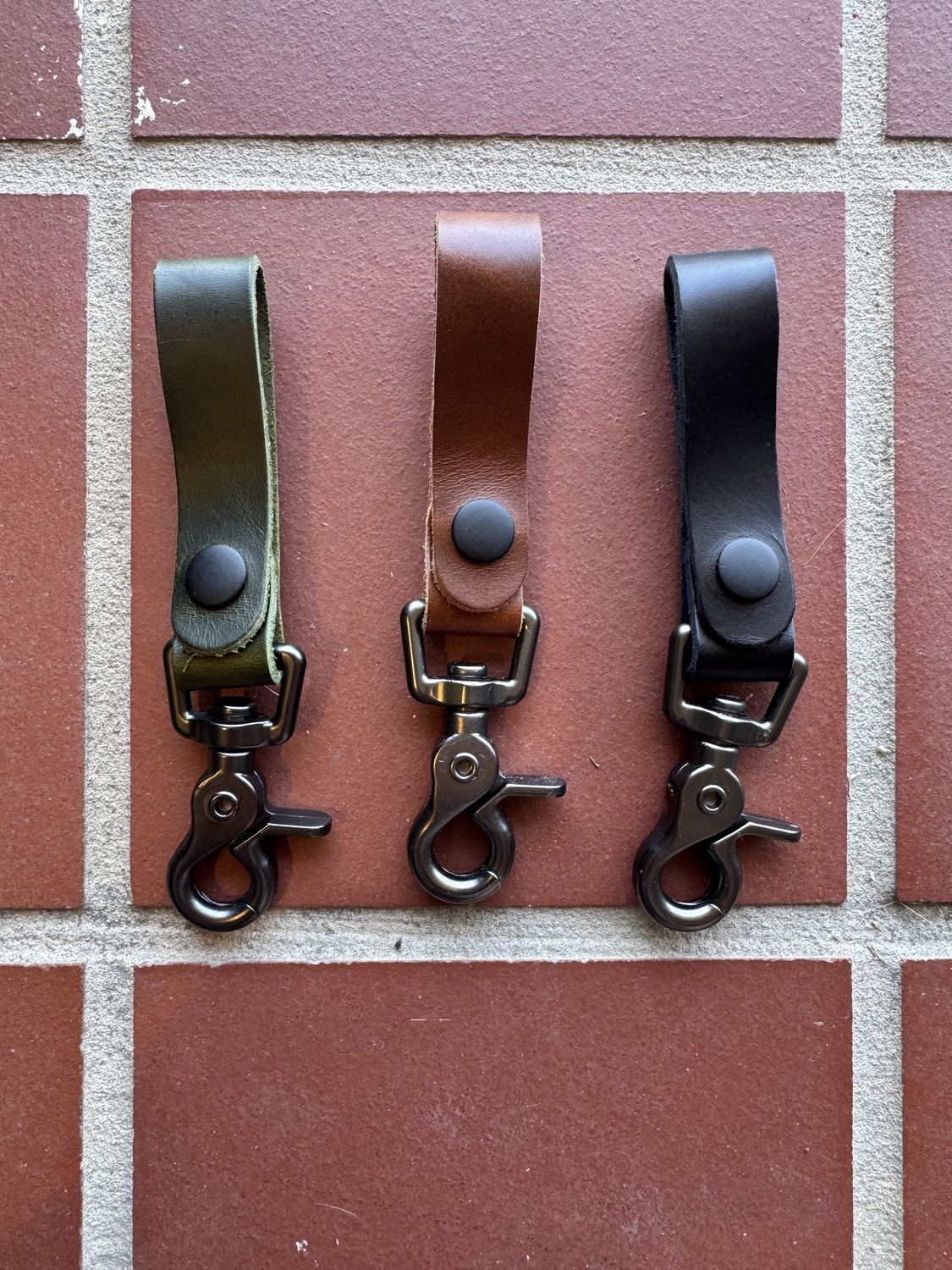 Claw Keychain, Color: Black