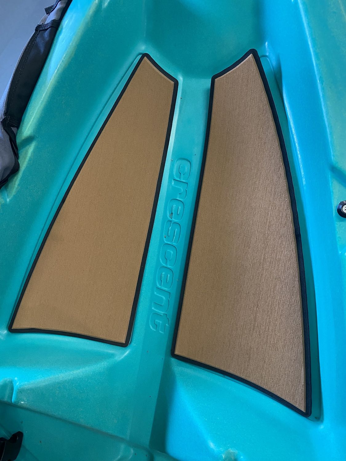 CK1 Venture Bow Pad, Color: Teak