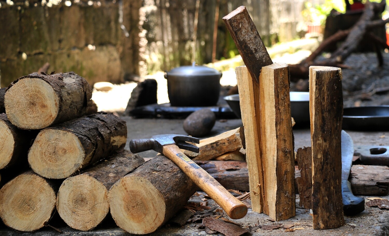 Perjanjian Jual Beli Kayu Bilingual (English dan Bahasa Indonesia)