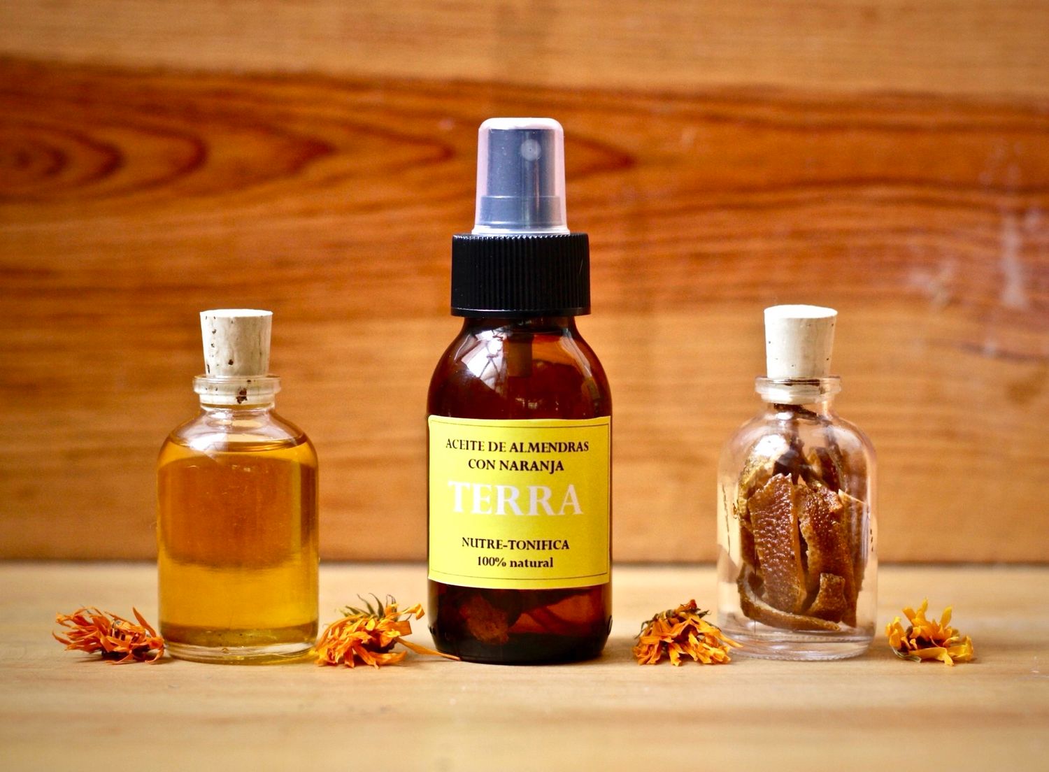 Aceite de naranja con almendras (nutre e hidrata, regenera células y evita estrías)