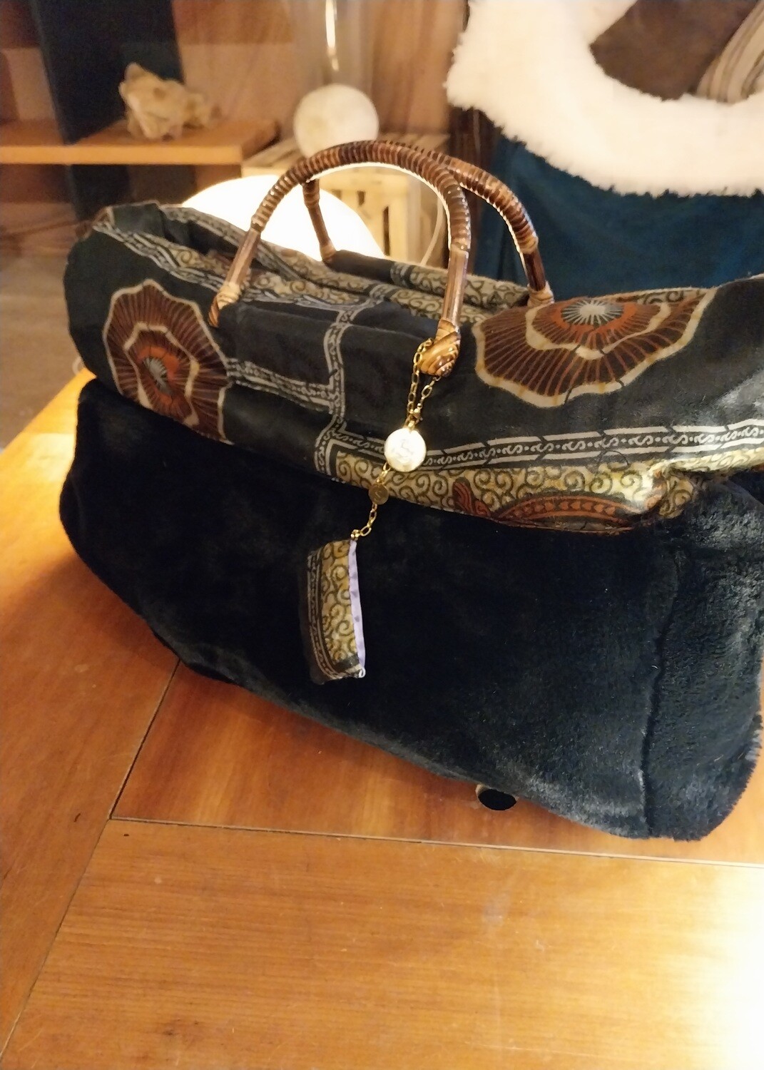 JUNGLE AUTUMN fluffy noir