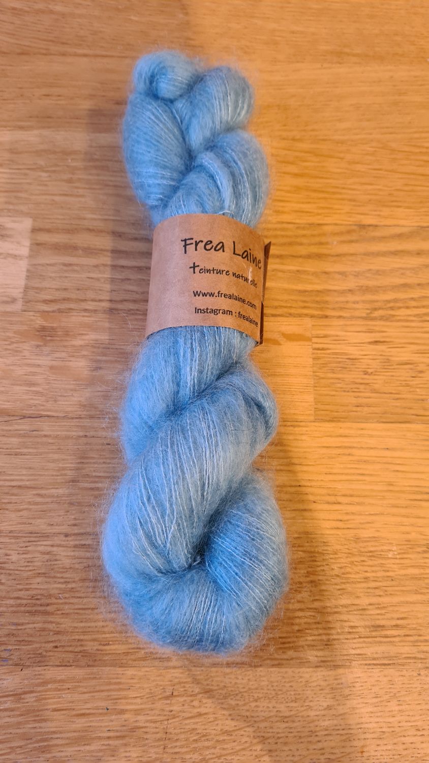 Azul