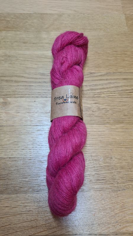 Fushia