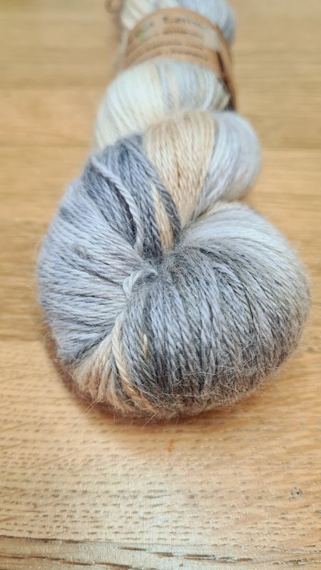 Mystic gris