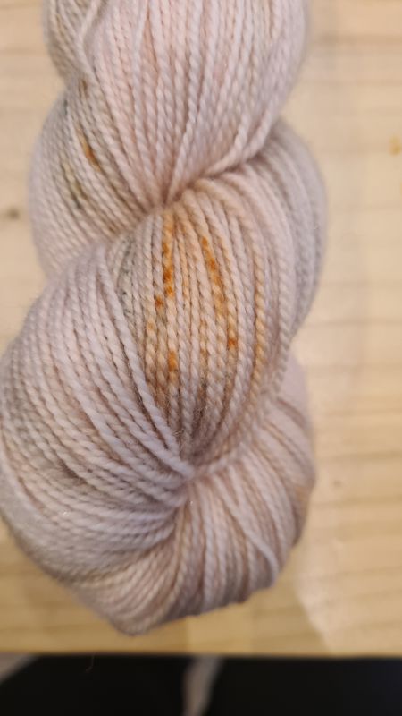 Antique rose