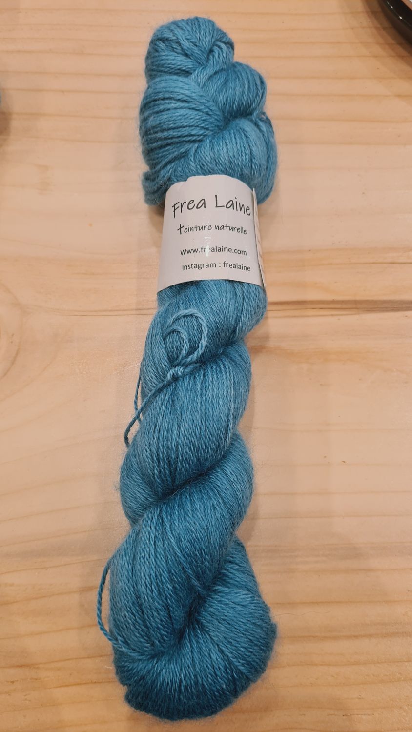 Azul