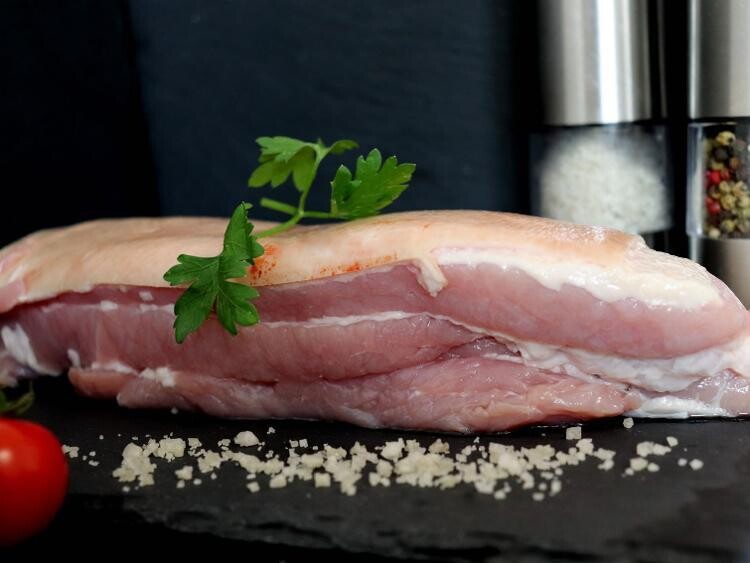 Poitrine de Porc 1/2 Sel sans os