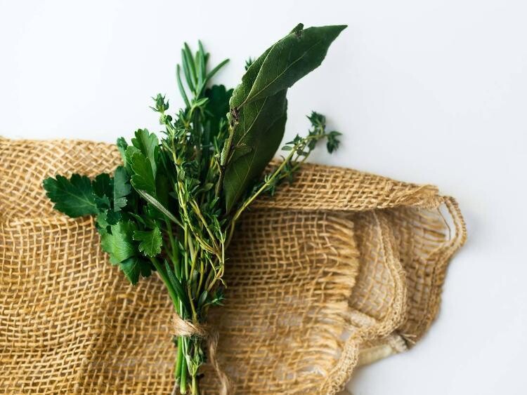 Bouquet garni aromatique séché