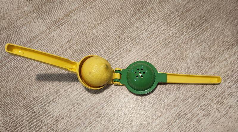 Presse-citron manuel