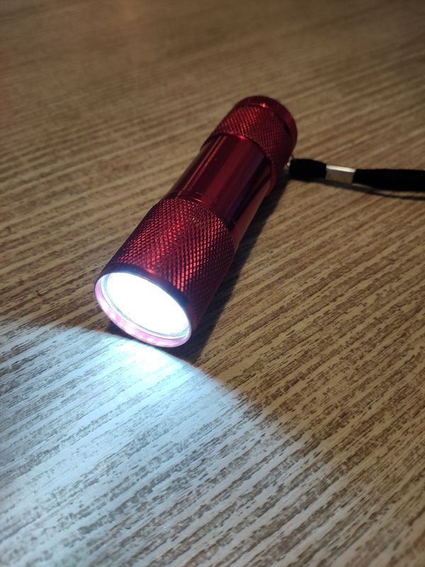 Lampe torche porte clé