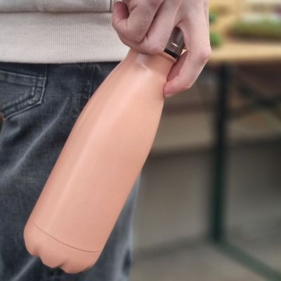 Bouteille gourde isotherme double paroi 350 ml.  Boisson chaude pendant 12 heures