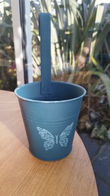 Cache Pot pour fleurs à suspendre