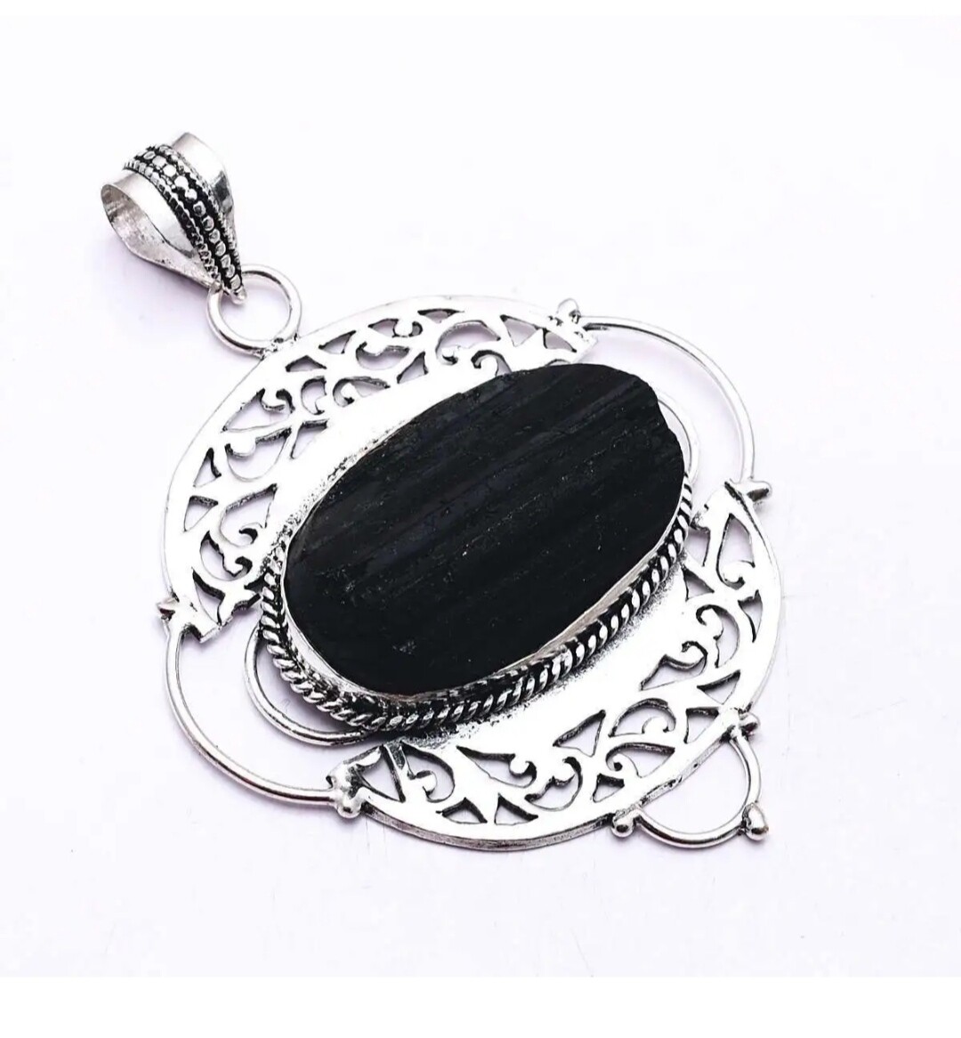 Pendentif en argent Tourmaline noire