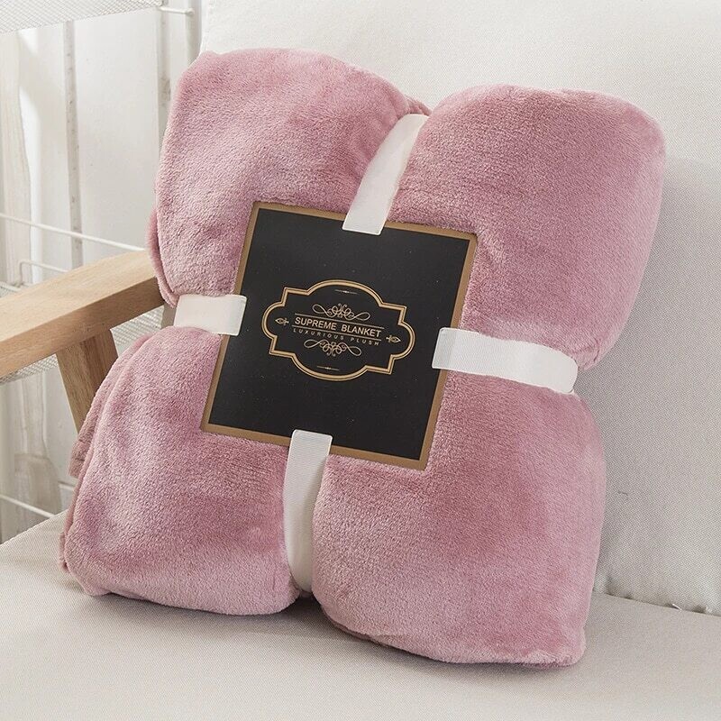 Cozy Soft Fleece Blanket, Cuddle up with this Fluffy Blanket for Peaceful sleep and Complete Relaxation, Weighted Blanket