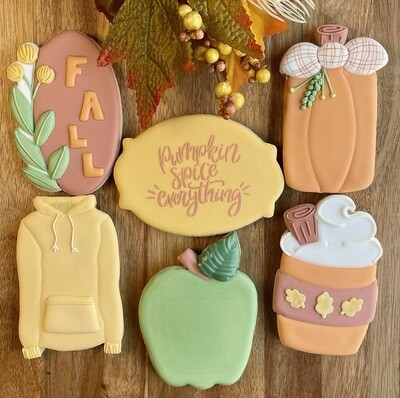 COOKIE DECORATING CLASS
November 6, 2023 Fall theme(In store, 7-9pm)