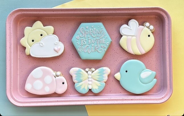 Cookie Decorating Class - April 16, Tuesday 2024
(7-9pm, In store)