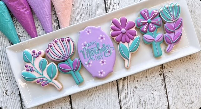 COOKIE DECORATING CLASS - May 7, 2024 Tuesday
(7-9pm, in store)