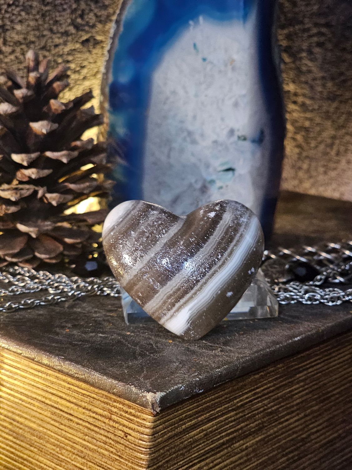 Banded Aragonite Heart Pair – Light &amp; Dark Sisters (Set of 2)