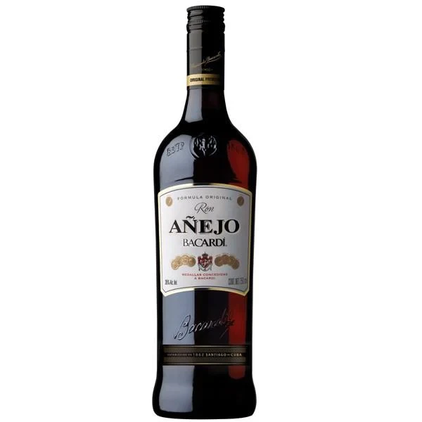 Ron Bcardi añejo botella caja x 12