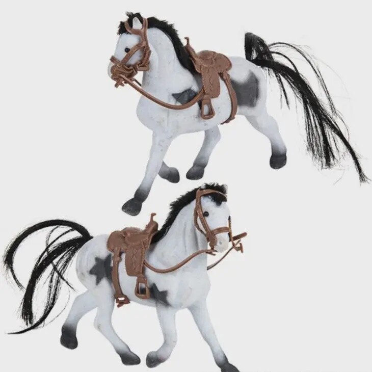4&quot; Flocked Horse, Colour: White