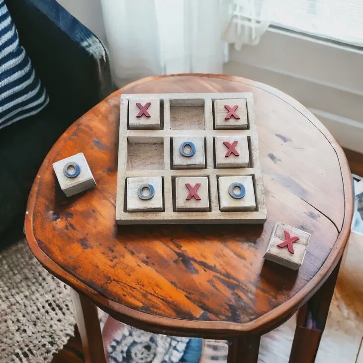 Tic Tac Toe Board Game