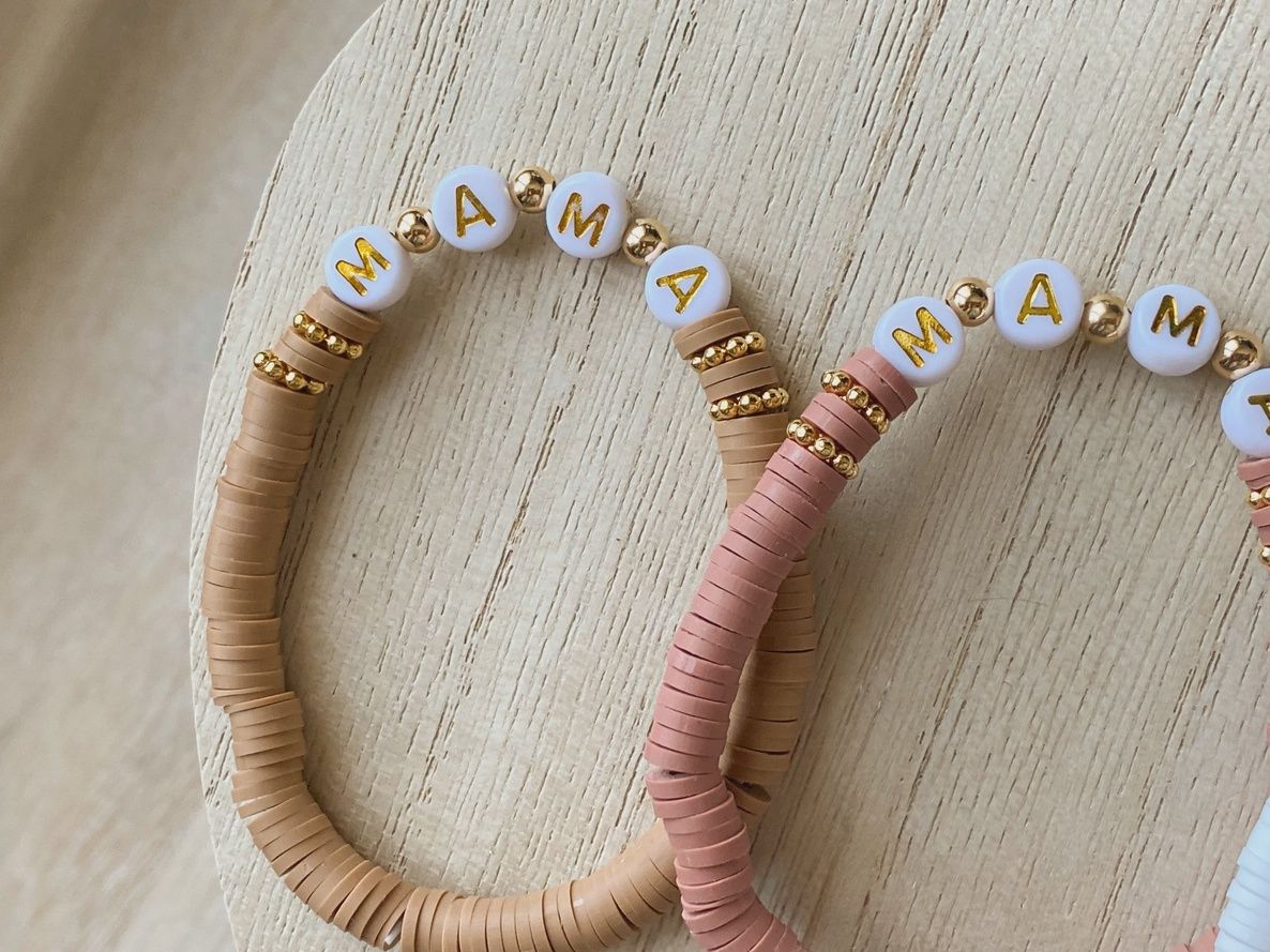 &quot;Mama&quot; Love Bracelet, Options: Cedar