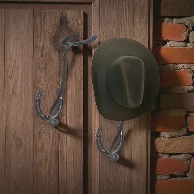 Horseshoe Wall Hat Rack