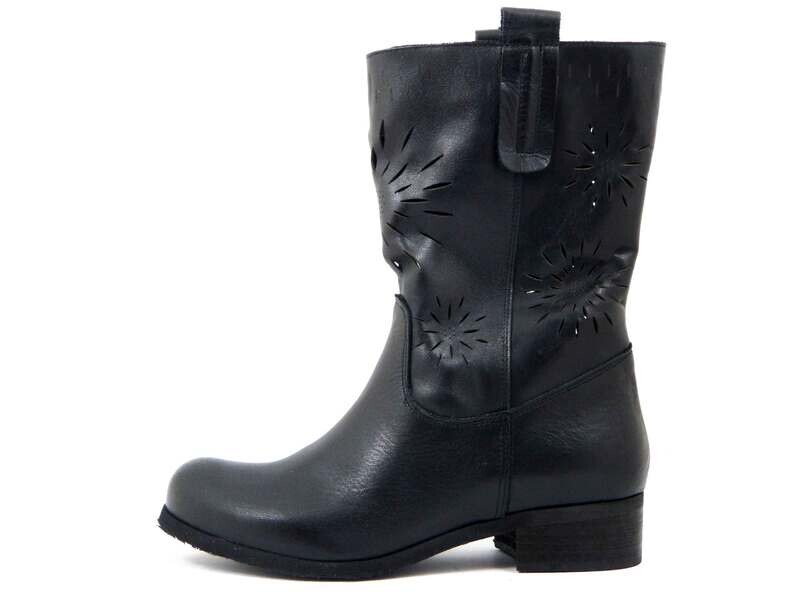 Stivali Donna Estivi in Pelle Nero, Tacco Basso, Made in Italy 5318 Stivali Donna Estivi in Pelle Nero, Tacco Basso, Made in Italy 5318