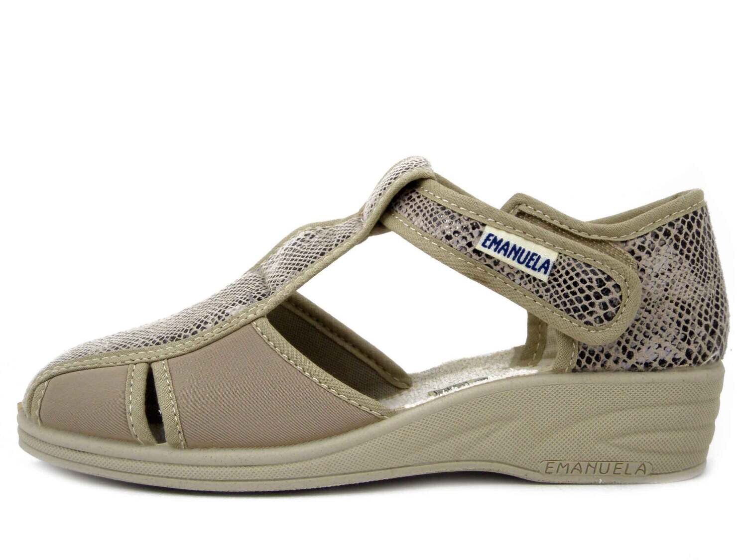 Emanuela, Scarpa Aperta Donna Linea Comfort in Tessuto Elasticizzato Beige, Chiusura a Strap, Zeppa Bassa, 915