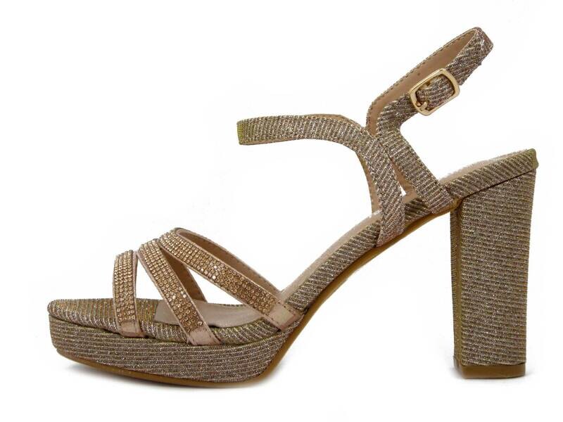 Sandalo Donna Elegante in Tessuto Glitter e Strass Champagne, Tacco Alto 9 cm e Plateau Sandalo Donna Elegante in Tessuto Glitter e Strass Champagne, Tacco Alto 9 cm e Plateau